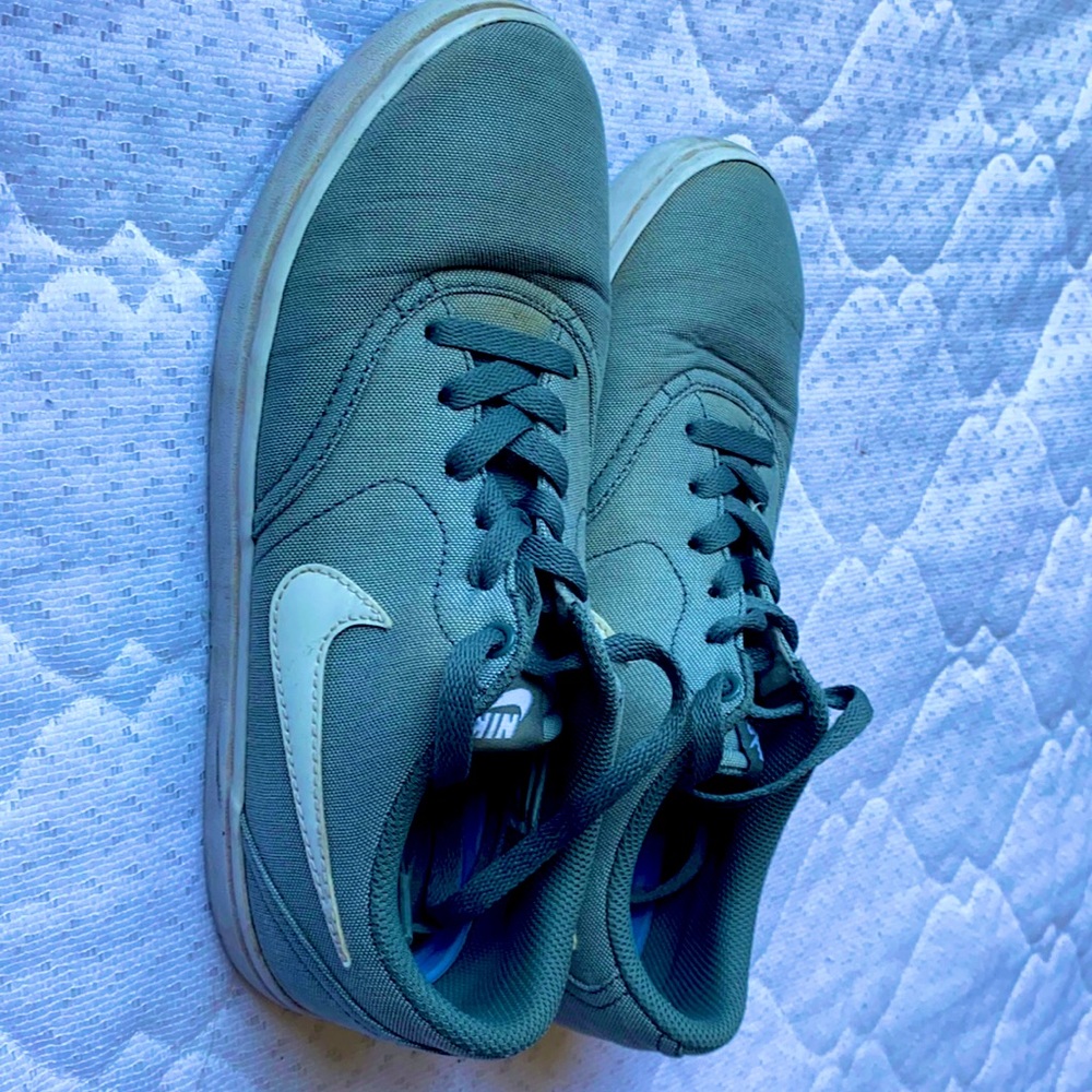 Nike SB check